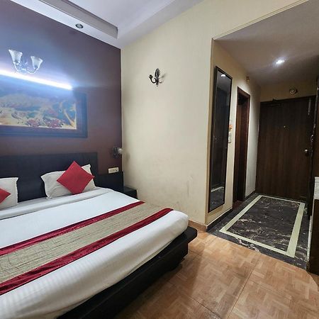 Hotel Mid Town Delhi  Eksteriør bilde