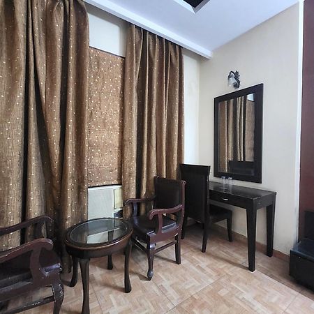 Hotel Mid Town Delhi  Eksteriør bilde