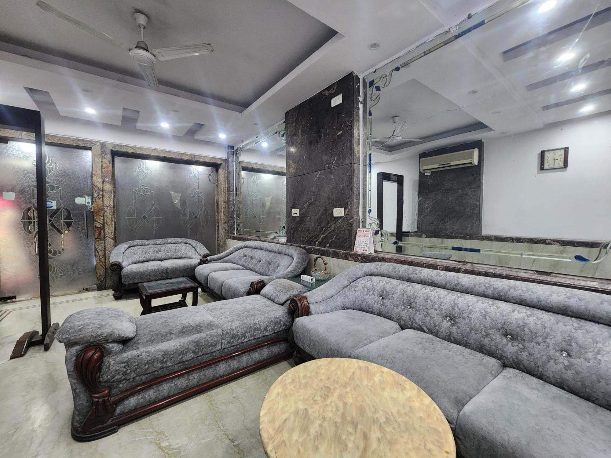 Hotel Mid Town Delhi  Eksteriør bilde