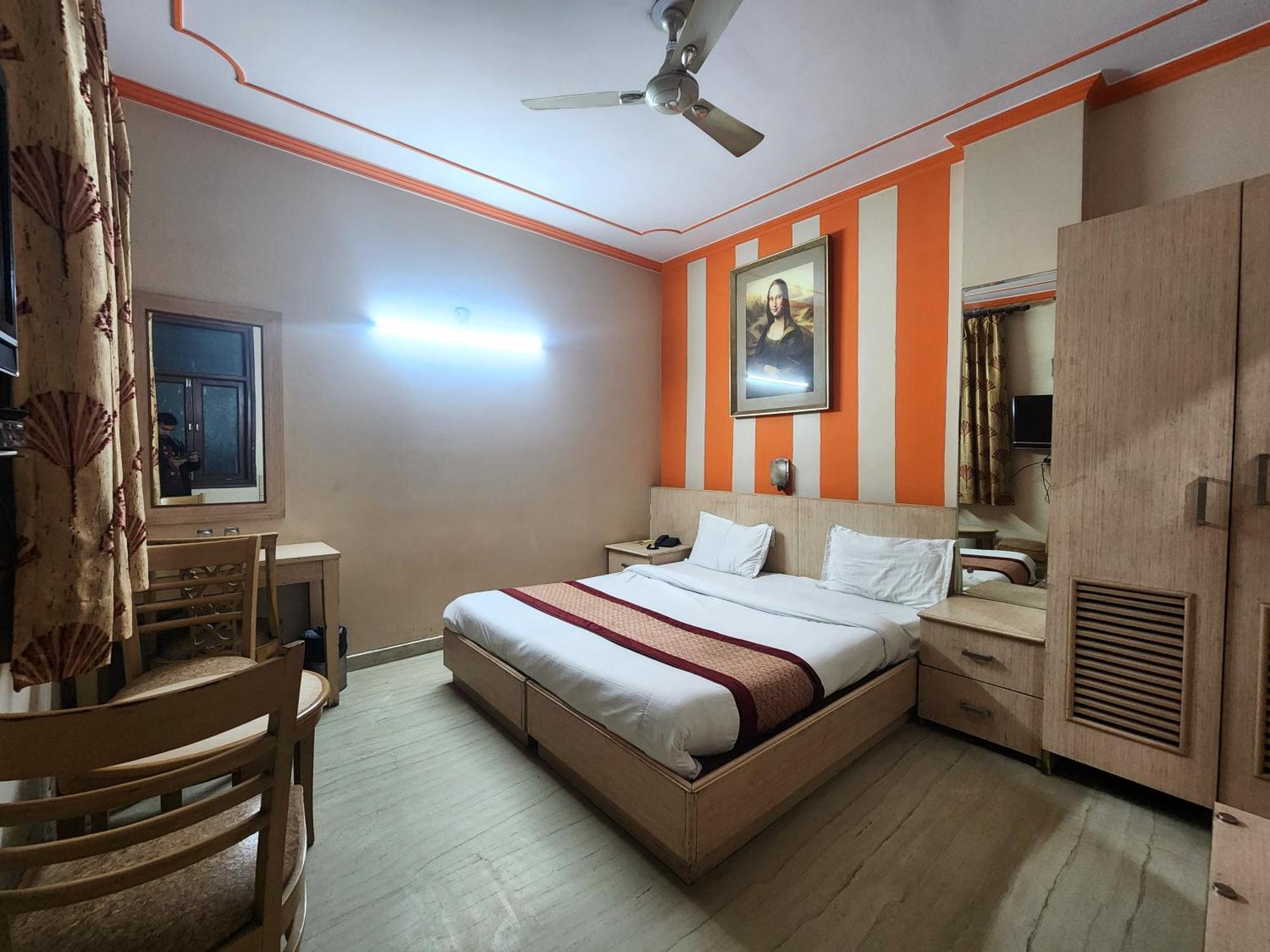 Hotel Mid Town Delhi  Eksteriør bilde